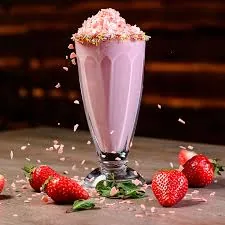 Çilekli Milkshake 